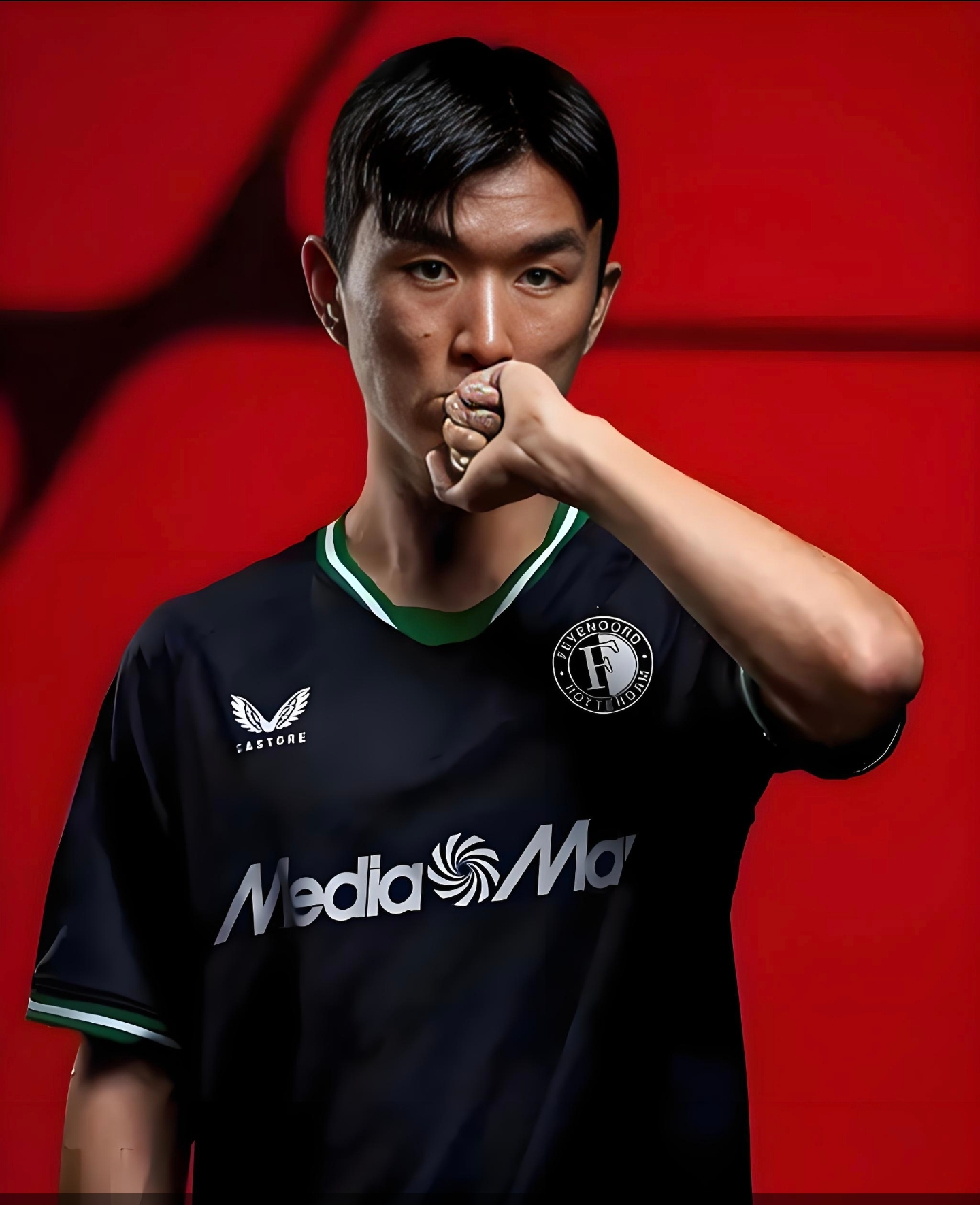 关于国际比赛日费耶诺德调整名单以备亚冠；复出首秀环节打磨；底气十足；资深球员宣示担当的信息-爱游戏彩票