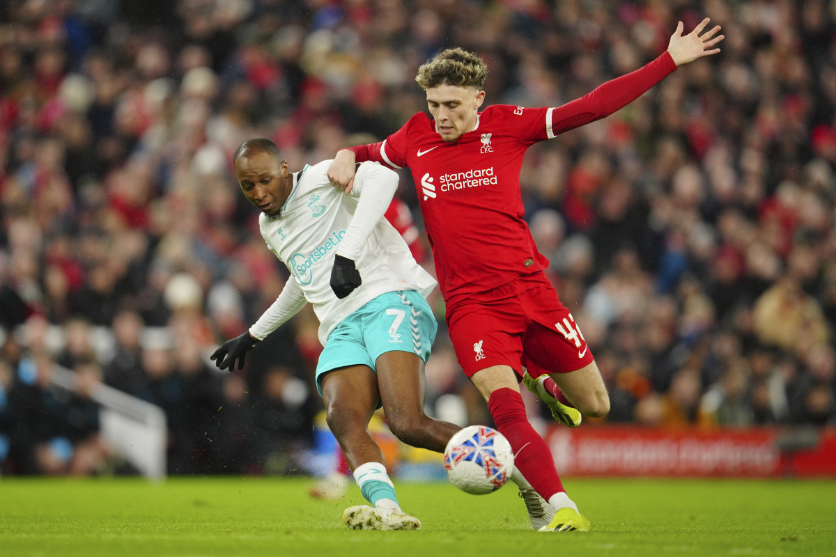 关于本菲卡训练开放日，转会期外线爆发引欢呼，欧联在即，团队化学反应显著的信息-爱游戏官方网站